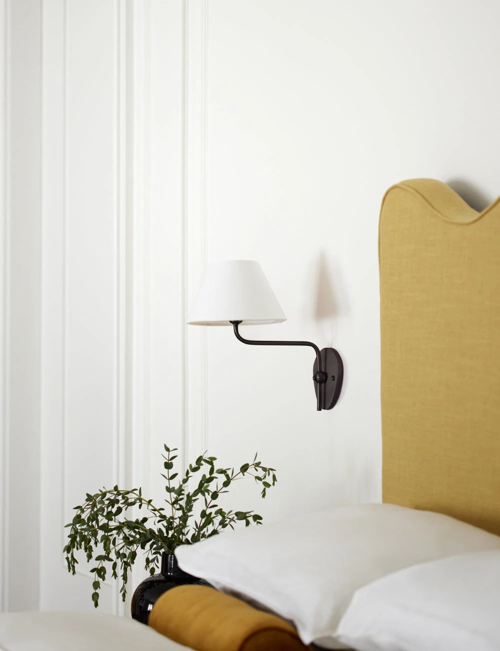 Magdalene Single Sconce