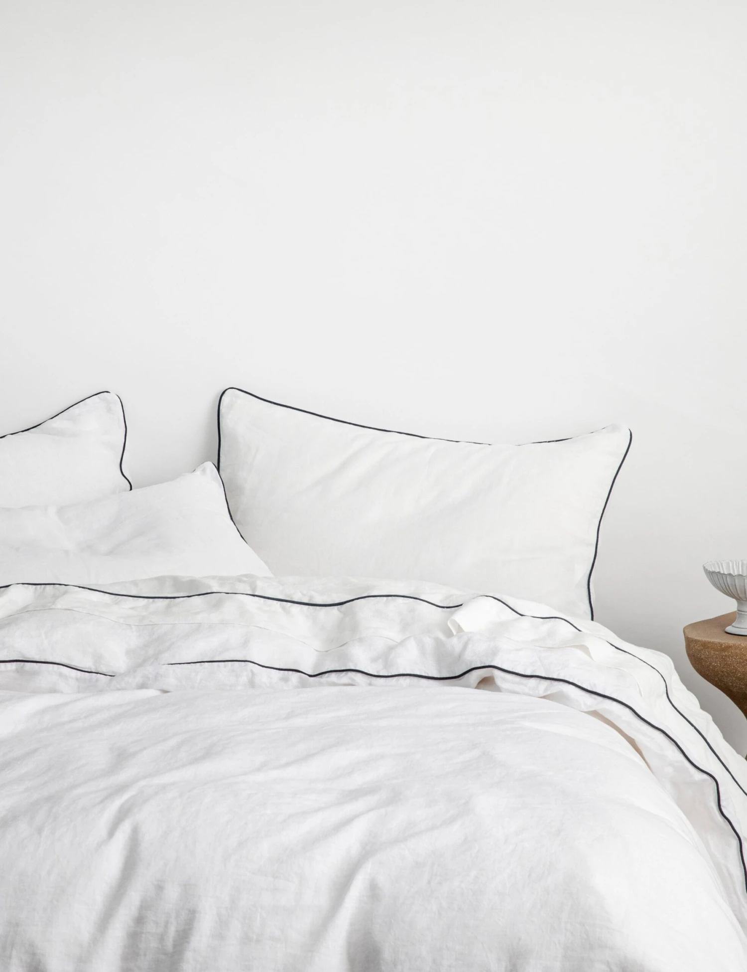 European Flax Piped Linen Duvet Cover by Cultiver