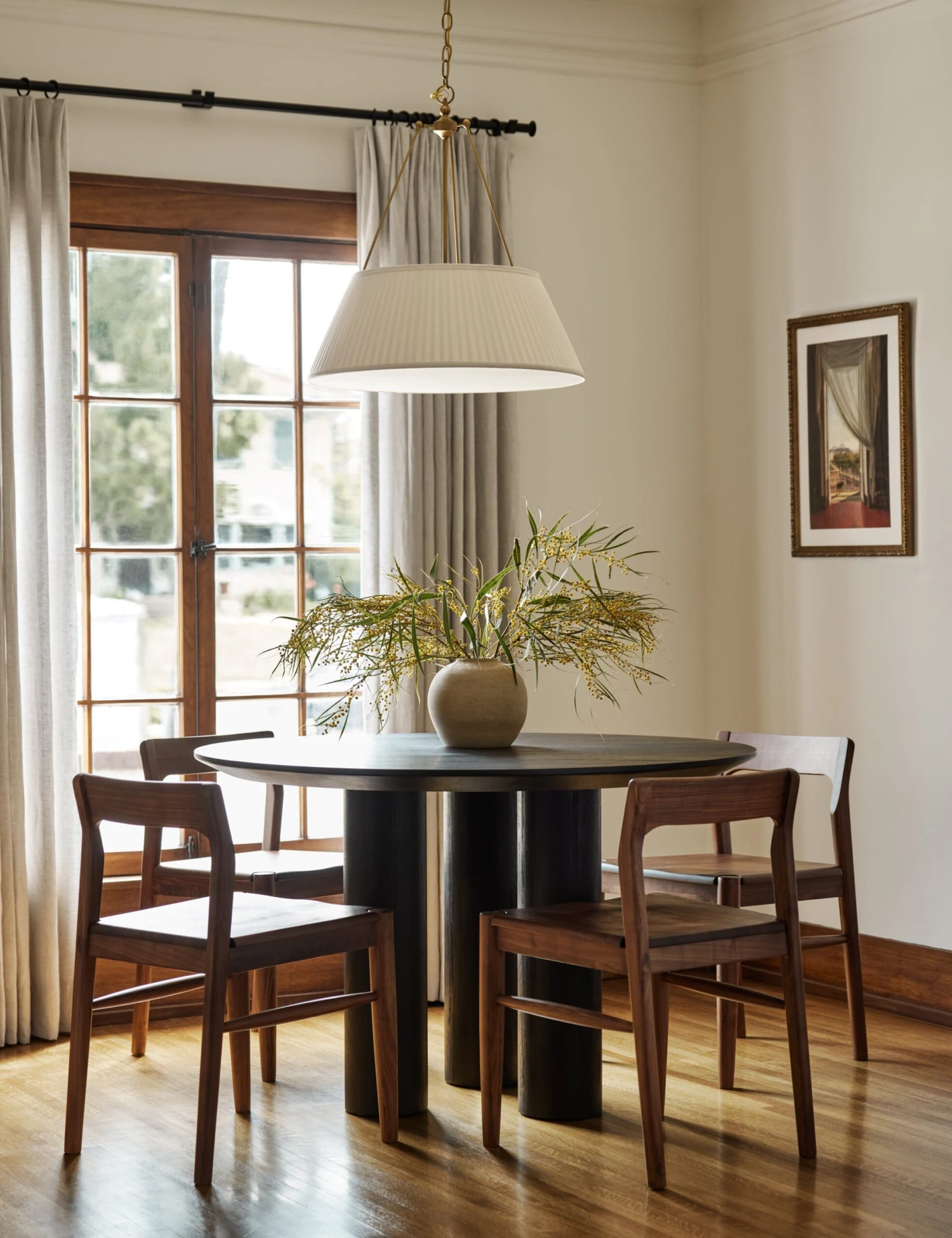 Golda Pendant Light