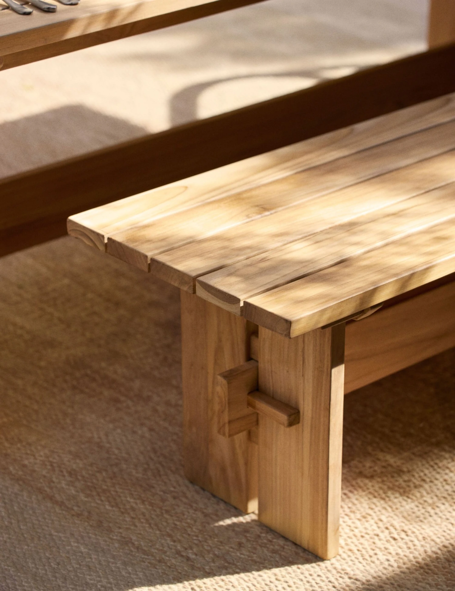 Carlita Indoor / Outdoor Bench