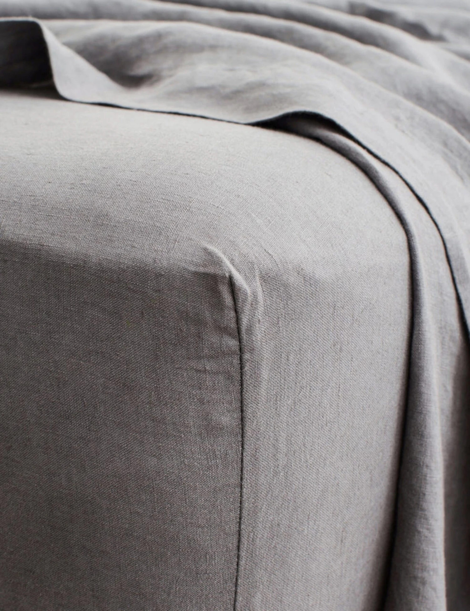 European Flax Linen Fitted Sheet by Cultiver